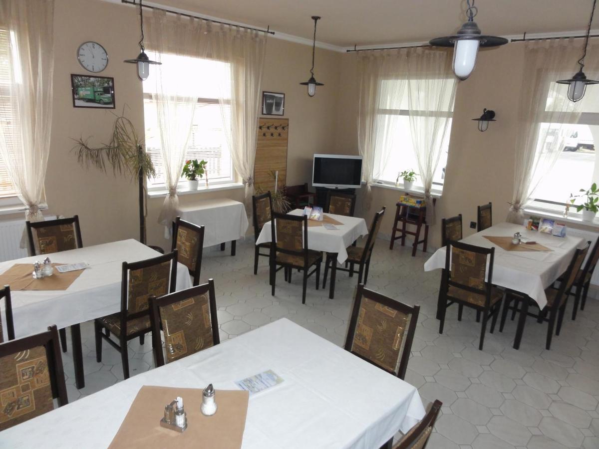 Korona Panzió Acomodação com café da manhã Levél Exterior foto
